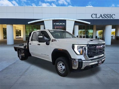 2026 GMC Sierra 3500 HD Chassis Cab Pro