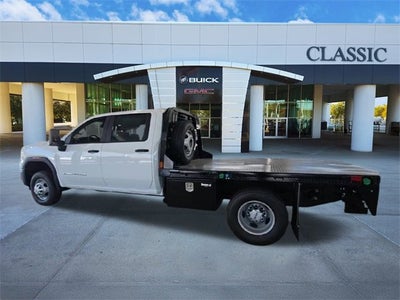 2026 GMC Sierra 3500 HD Chassis Cab Pro