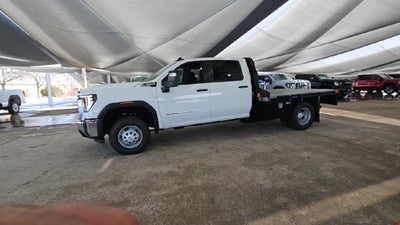 2026 GMC Sierra 3500 HD Chassis Cab Pro