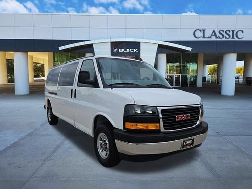 2025 GMC Savana Passenger LT