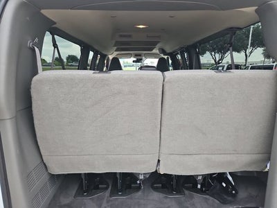 2025 GMC Savana Passenger LT