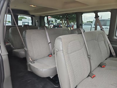 2025 GMC Savana Passenger LT
