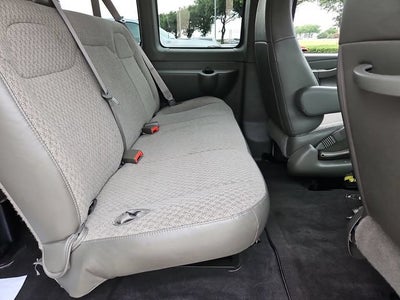 2025 GMC Savana Passenger LT