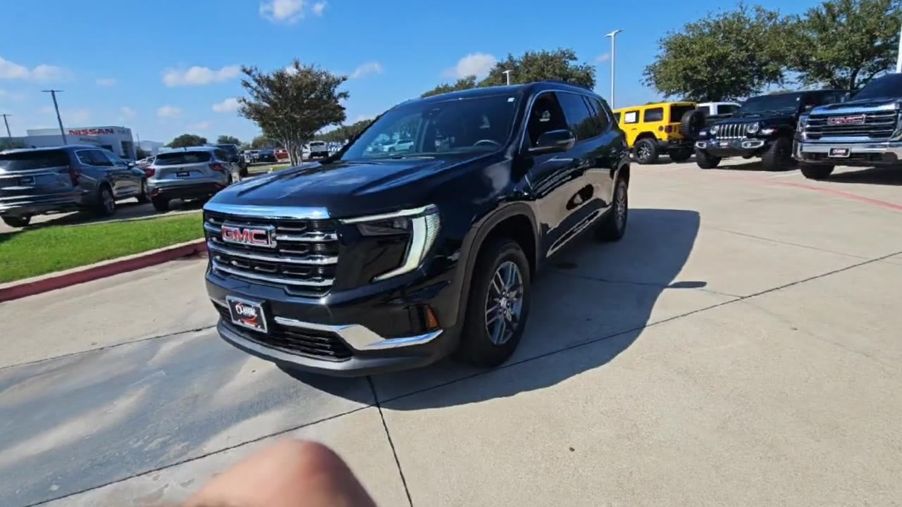 2025 GMC Acadia Elevation