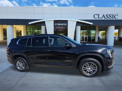 2025 GMC Acadia Elevation
