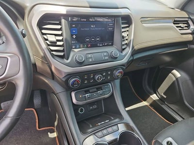 2022 GMC Acadia AT4