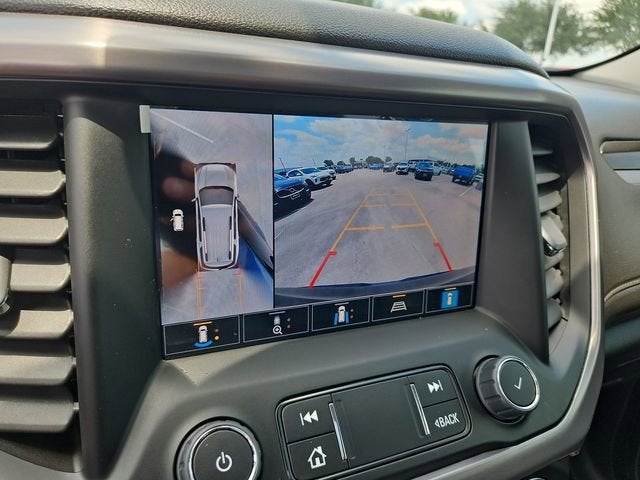 2022 GMC Acadia AT4
