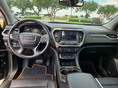 2022 GMC Acadia AT4