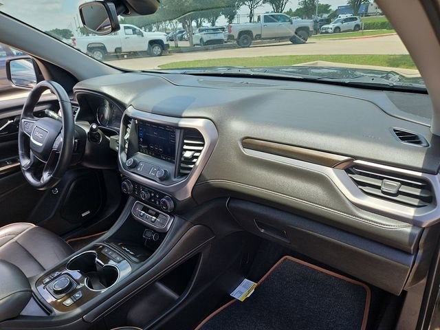 2022 GMC Acadia AT4