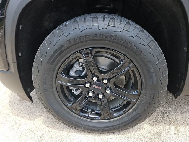 2022 GMC Acadia AT4