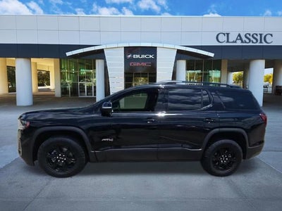 2022 GMC Acadia AT4