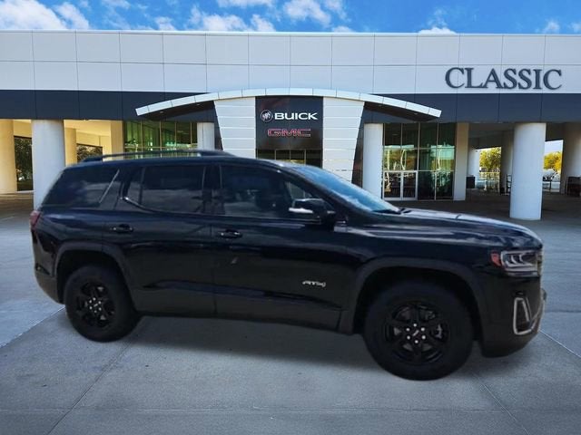 2022 GMC Acadia AT4