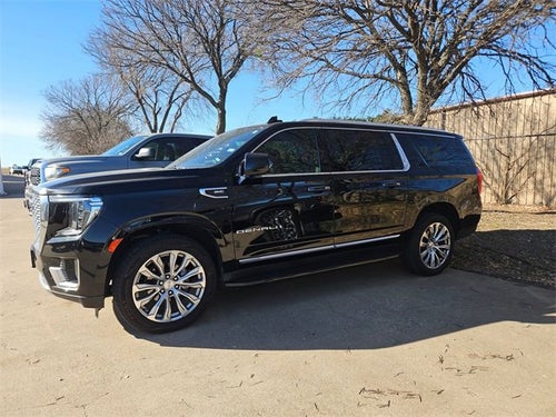 2023 GMC Yukon XL Denali