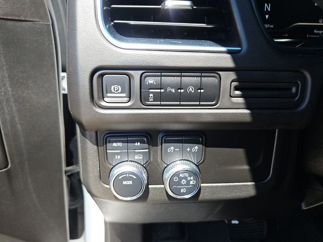 2024 GMC Yukon SLE