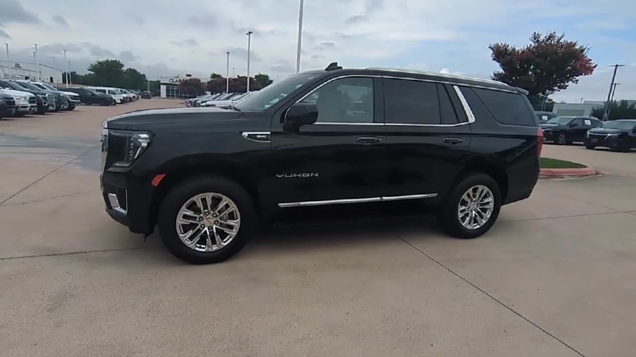 2024 GMC Yukon SLT