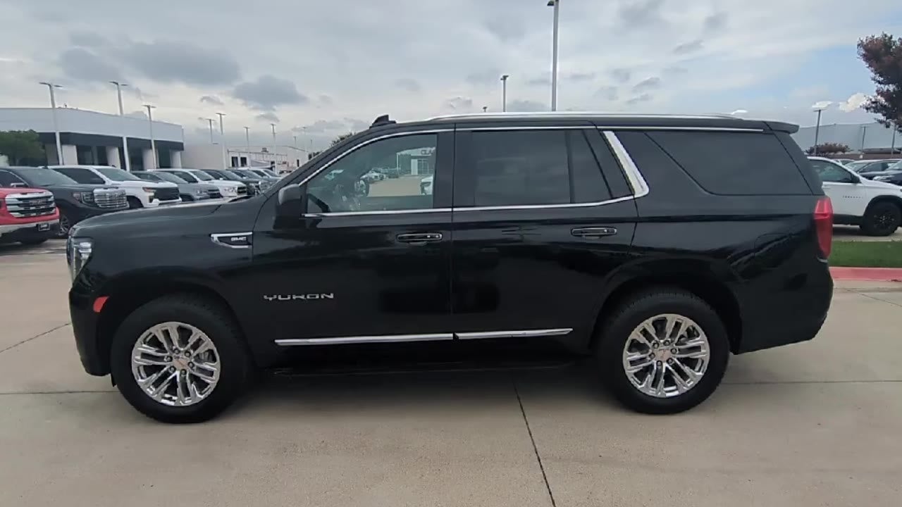 2024 GMC Yukon SLT