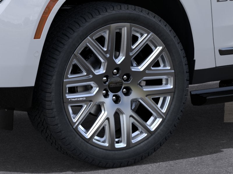 2026 GMC Yukon Denali Ultimate - Photo 9