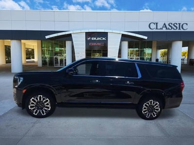 2023 GMC Yukon XL Denali Ultimate