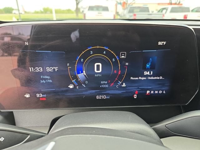 2024 Chevrolet Traverse LS