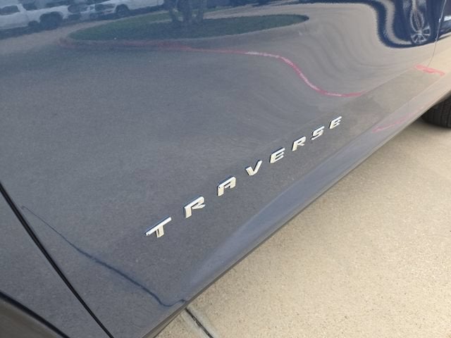 2024 Chevrolet Traverse LS