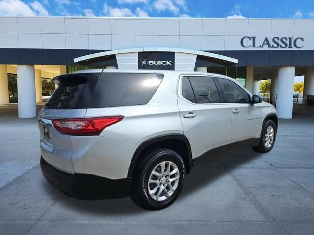 2021 Chevrolet Traverse LS