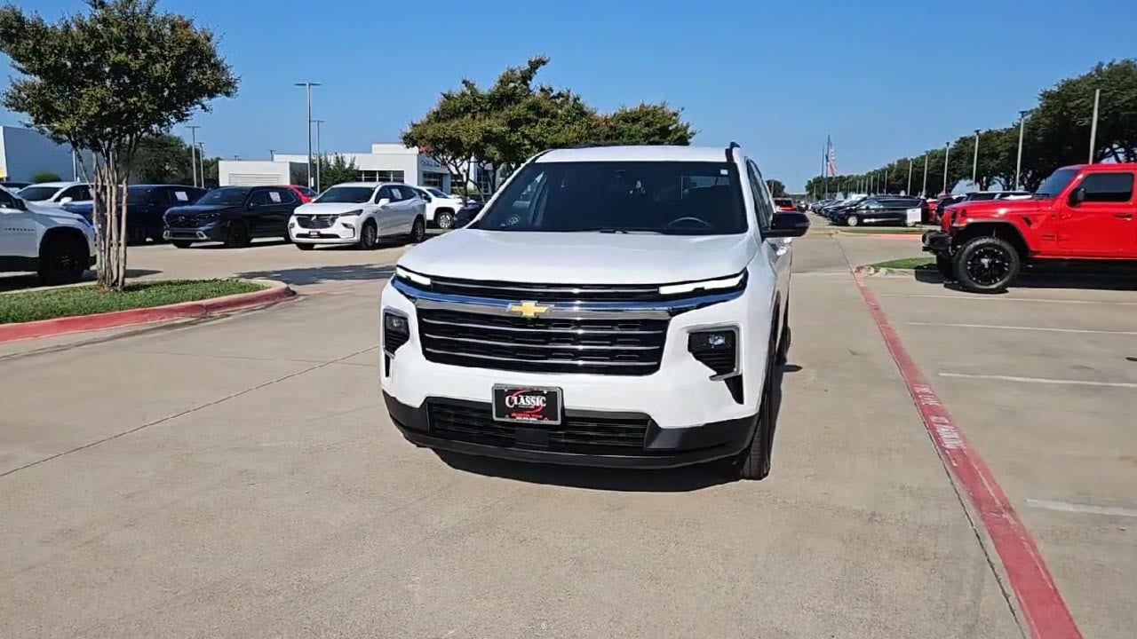 2025 Chevrolet Traverse LT