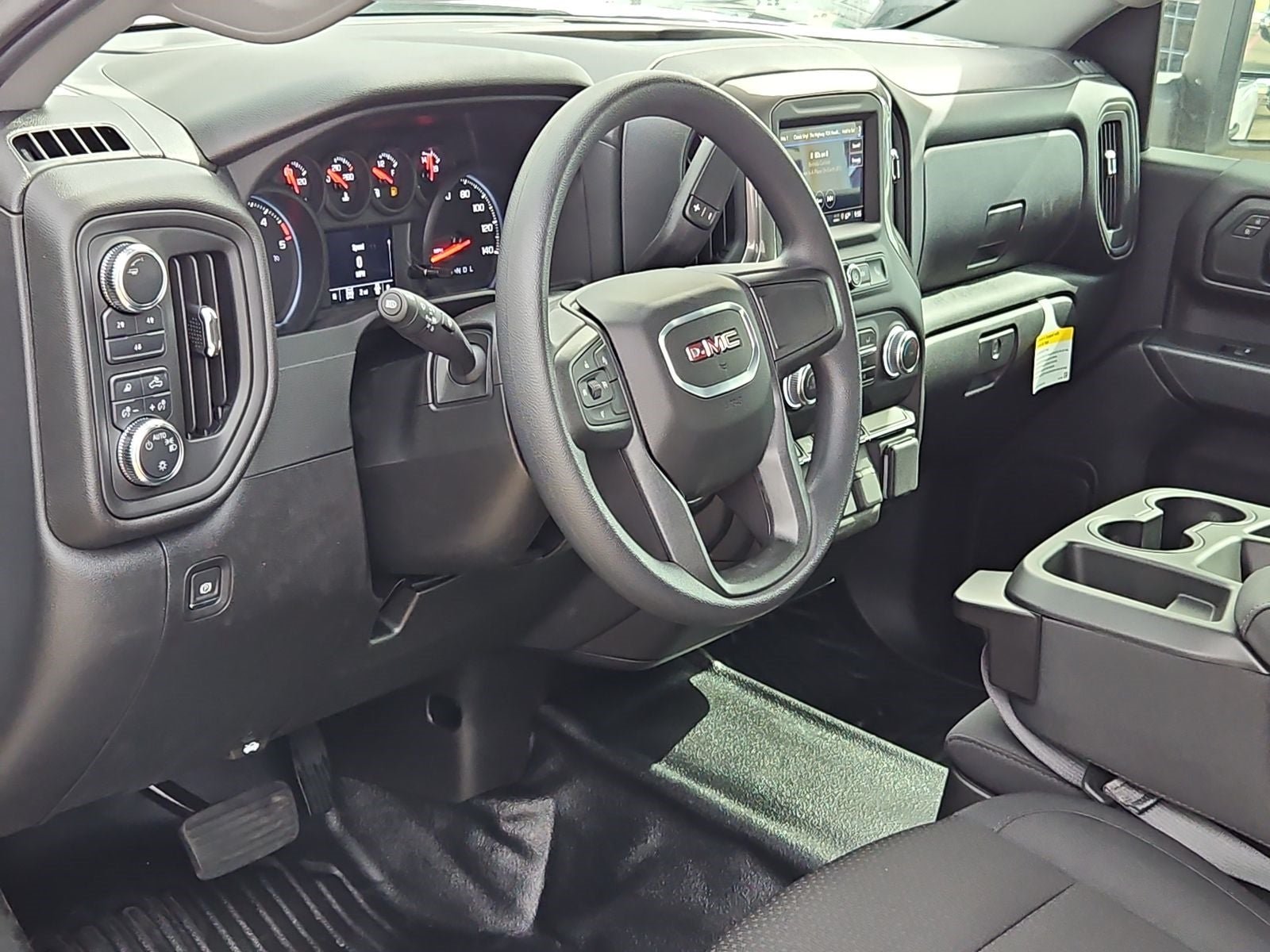 2025 GMC Sierra 3500 HD Pro