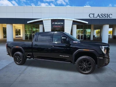 2025 GMC Sierra 2500 HD AT4