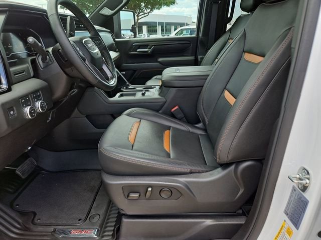 2025 GMC Sierra 2500 HD AT4