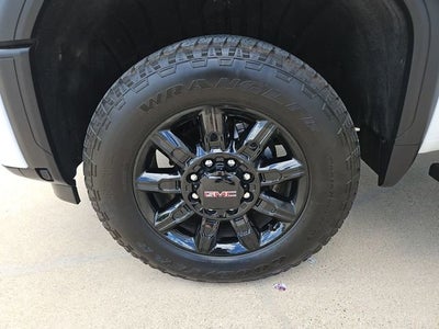 2025 GMC Sierra 2500 HD AT4