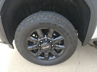 2025 GMC Sierra 2500 HD AT4