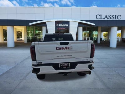 2025 GMC Sierra 2500 HD AT4