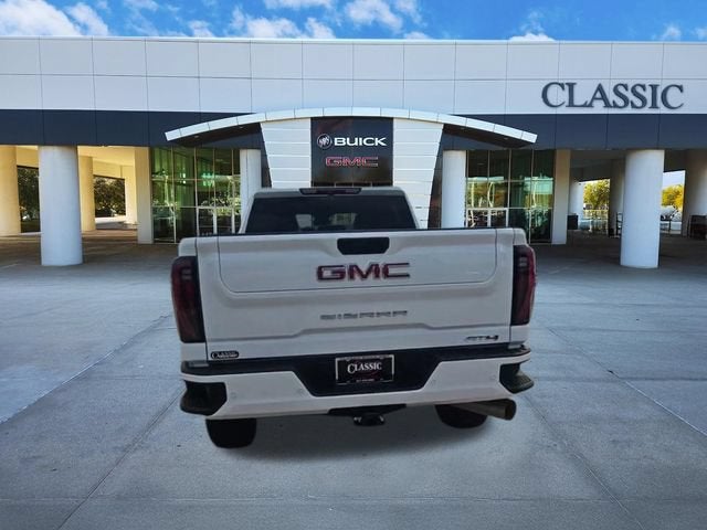2025 GMC Sierra 2500 HD AT4