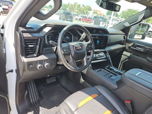 2025 GMC Sierra 2500 HD AT4