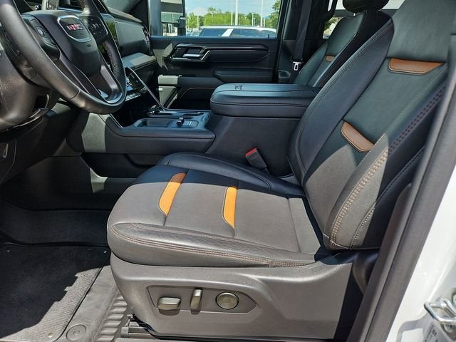 2025 GMC Sierra 2500 HD AT4