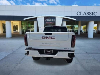 2025 GMC Sierra 2500 HD AT4