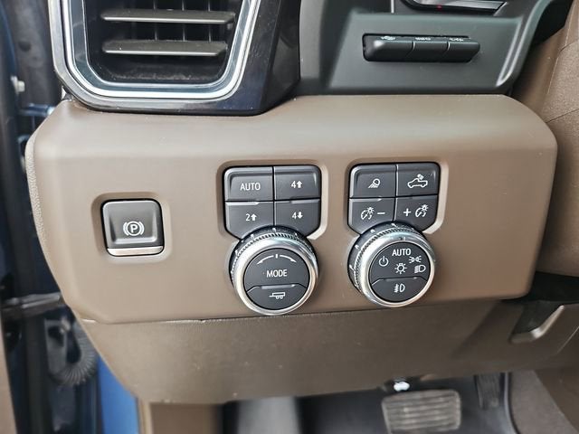 2025 GMC Sierra 2500 HD Denali