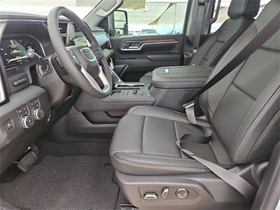 2026 GMC Sierra 3500 HD Denali DRW