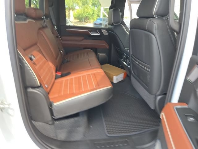 2026 GMC Sierra 3500 HD Denali Ultimate DRW