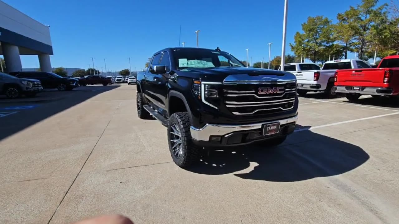 2026 GMC Sierra 1500 SLT