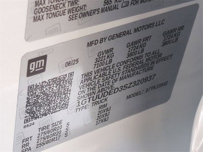 2025 GMC Sierra 1500 SLT