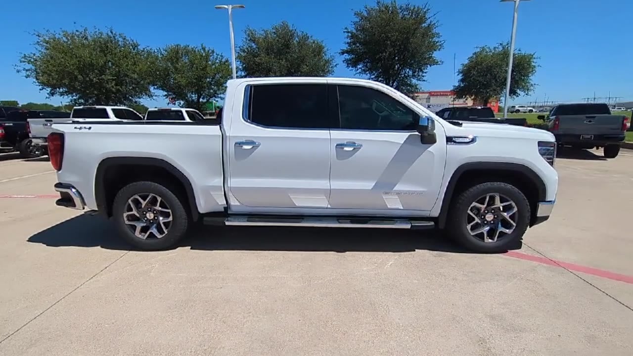 2025 GMC Sierra 1500 SLT