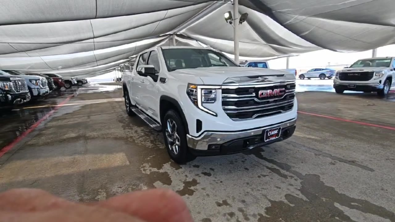 2026 GMC Sierra 1500 SLT
