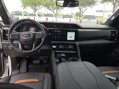 2025 GMC Sierra 1500 AT4