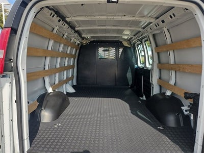 2023 GMC Savana Cargo 2500 Work Van
