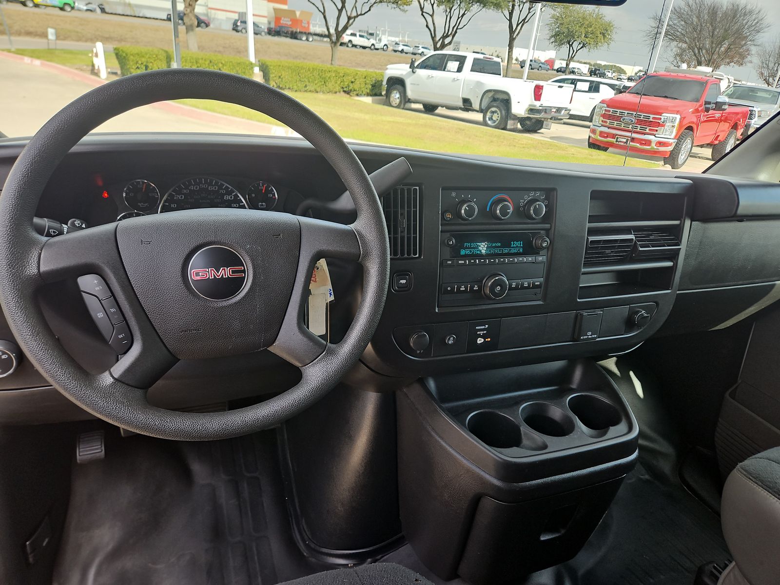 2023 GMC Savana Cargo 2500 Work Van