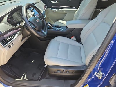 2023 Cadillac XT4 Luxury