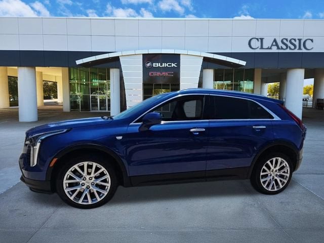 2023 Cadillac XT4 Luxury