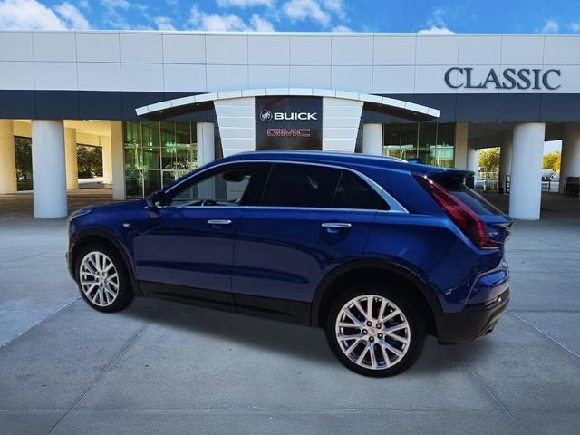 2023 Cadillac XT4 Luxury