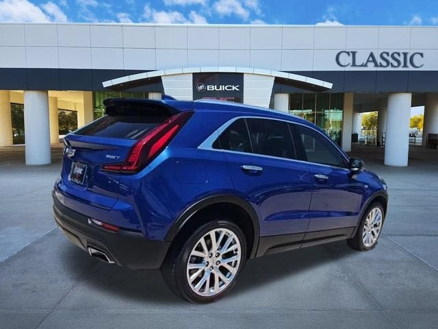 2023 Cadillac XT4 Luxury